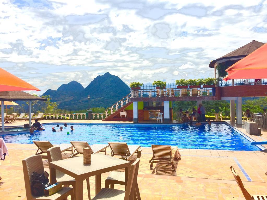 Real Dinastia Hotel Ла Пинтада Екстериор снимка