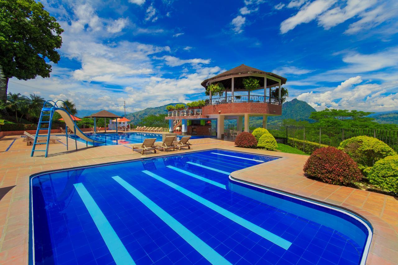 Real Dinastia Hotel Ла Пинтада Екстериор снимка